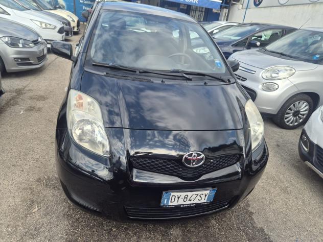 Toyota Yaris BENZINA UNICO PROPRIETARIO - Foto 5