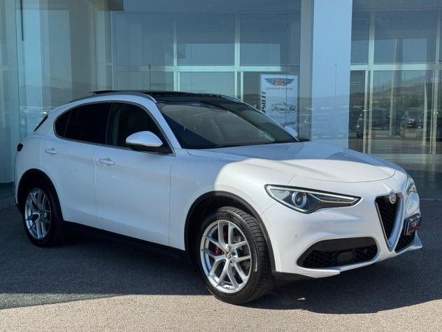 Alfa Romeo Stelvio 2.0 Turbo 280 CV AT8 Q4 Executive con impianto metano - Foto 2