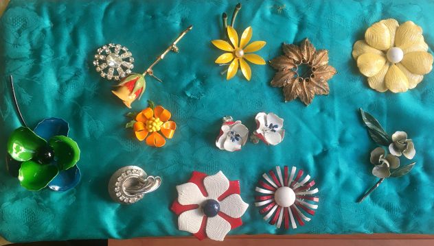 Spille vintage e "Figli dei fiori" anni '70 - Foto 7