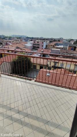 Appartamento, ultimo piano, adiacenze centro di Lissone. - Foto 4