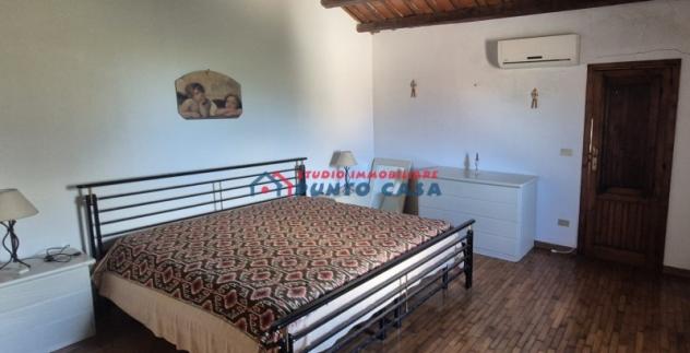 CHIESANUOVA – Soluzione indipendente su 2 elevazioni – 150 mq ca. oltre magazzino di 40mq ca. + giardino – 4 vani + acc. Buone condizioni. Euro 79 mil - Foto 10