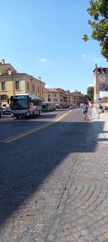 Abbigliamento in vendita a Verona - Foto 4
