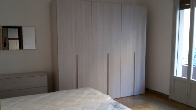 AFFITTASI stanza matrimoniale ad uso singolo in Zona Murri euro 500
