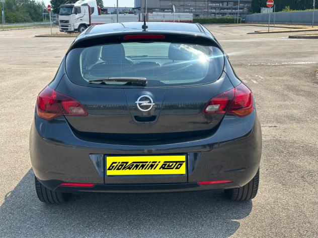 Opel Astra 1.7 CDTI 110CV (GARANZIA 24 MESI) - Foto 6