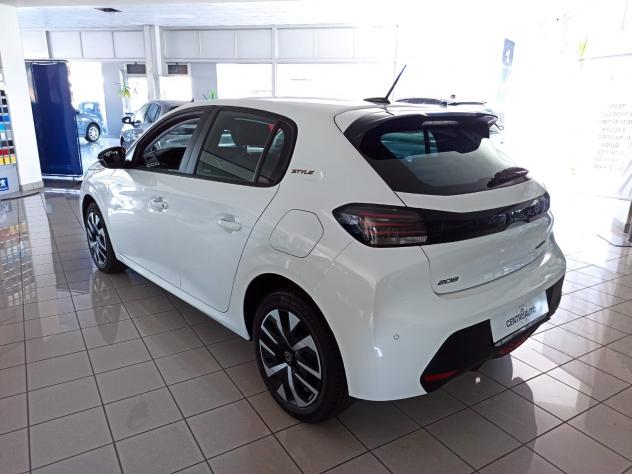 Peugeot 208 Hybrid 110 e-DCS6 Style - Foto 6
