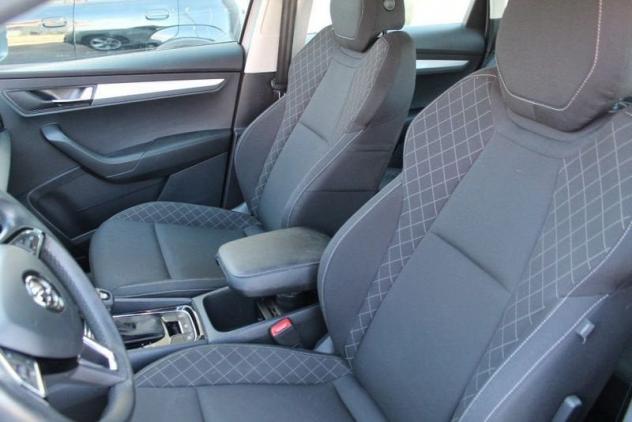 Škoda Karoq 1.6 TDI SCR DSG Executive - Foto 8