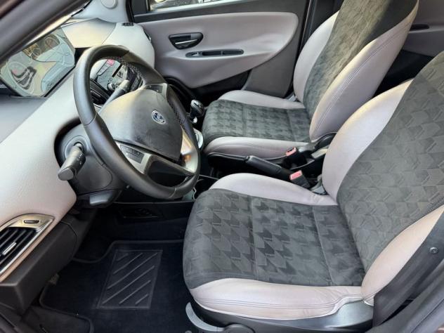 Lancia Ypsilon 5 Porte Ypsilon 1.2 8v Platinum 69cv E6 - Foto 5
