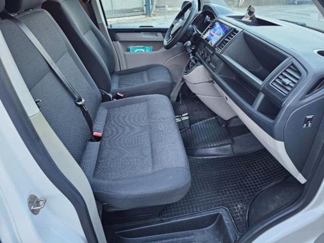 VOLKSWAGEN Caravelle 2.0 TDI 150CV PC Comfortline rif. 24021682 - Foto 10