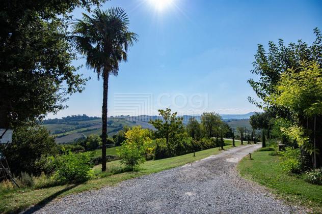Casa Indipendente con Terreno Agricolo!