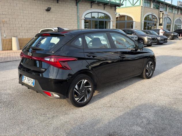 Hyundai i20 1.2 MPI 84cv ConnectLine - Foto 8