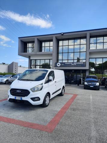 Ford Transit Custom 340 2.0 TDCi G.TRAINO PR.IVATO