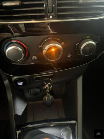 RENAULT CLIO 2018 1.5 DCI 75 CV X NEOPATENTATI - Foto 6