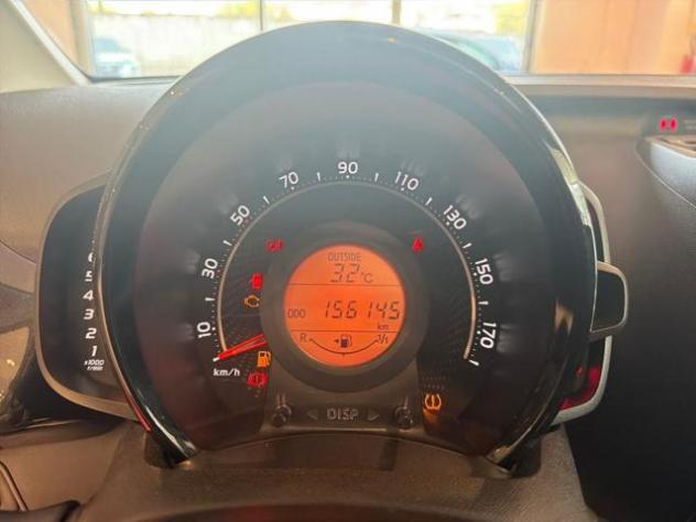 TOYOTA Aygo Connect 1.0 VVT-i 72 CV 5 porte x-wave rif. 24062942 - Foto 10