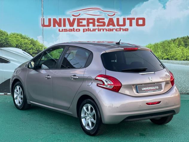 Peugeot 208 1.2 vti 82cv Allure 2013 - Foto 4