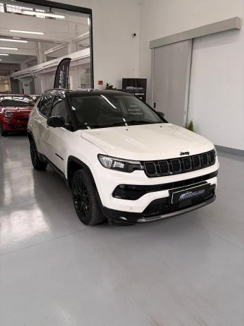 Jeep Compass 1.3 Turbo T4 240 CV PHEV AT6 4xe S NO VINCOLI - Foto 3