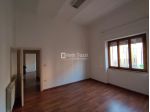 UFFICIO di 6 vani e di 150 mq (GROSSETO) rif. 03512