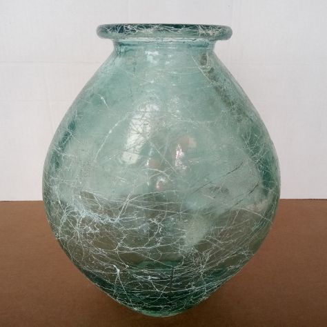 Vaso in Vetro Verde-Azzurro di forma ovoidale 31 x 27 x 12 cm.