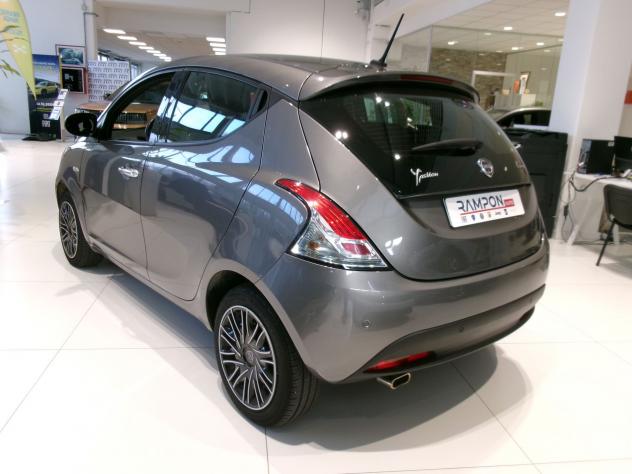 Lancia Ypsilon Ypsilon 1.0 FireFly 5 porte S&S Hybrid Ecochic Gold - Foto 3