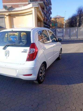 HYUNDAI i10 1.1 12V rif. 23784369 - Foto 9