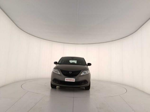 Lancia Ypsilon My24 1.0 Firefly 70 CvStart&Stop Hybrid Oro - Foto 2