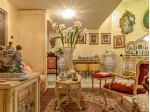 Prestigiosa villa singola con 2 appartamenti