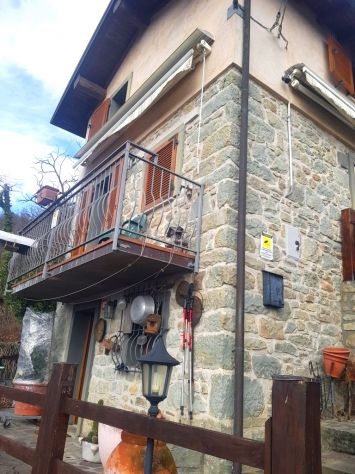 MI 303-Indip. in pietra,a 600 mt di altitudine,complet.ristrutturata ed arredata - Foto 4