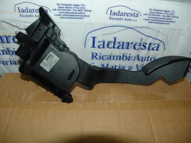 Cerco: Pedale acceleratore fiat fiorino 51801577