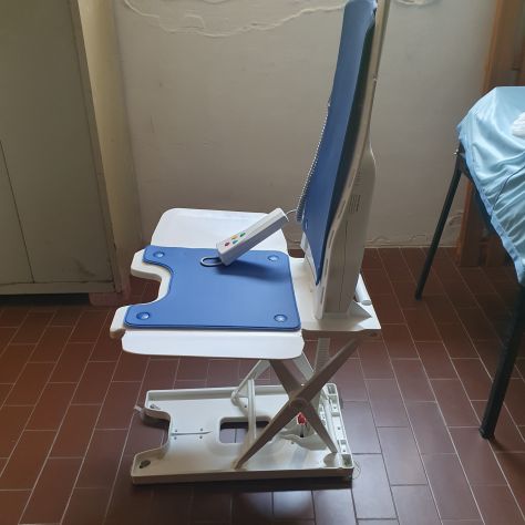 Sollevatore per da vasca da bagno per anziani - Foto 3