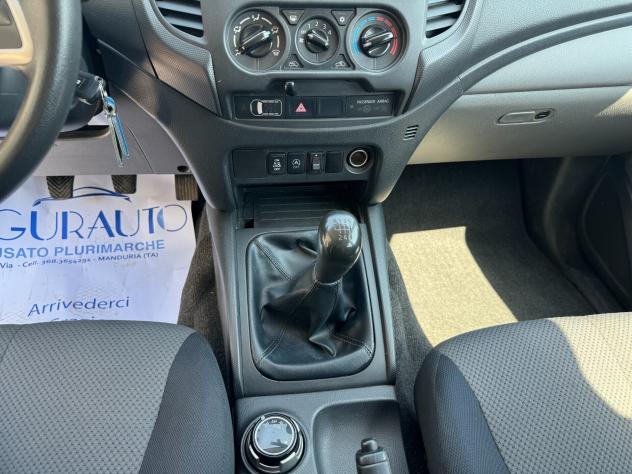 MITSUBISHI L200 2.4 DI-D/154CV 4X4 DOUBLE CAB 2019 - Foto 10