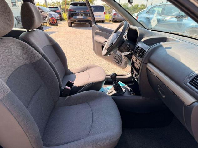 RENAULT - Clio - 1.2 3p. Confort - Foto 10