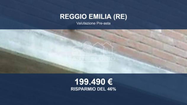 Immobile in asta di 400 m² con più di 5 locali e box auto in vendita a Reggiolo