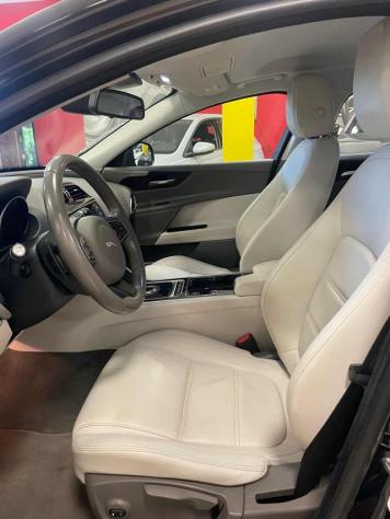 JAGUAR XE 2.0 D 180 CV aut. *NAVI/XENO/PELLE/PDC rif. 23925921 - Foto 6
