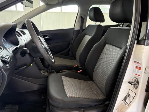 Volkswagen Polo 1.2 5 porte United - Foto 8