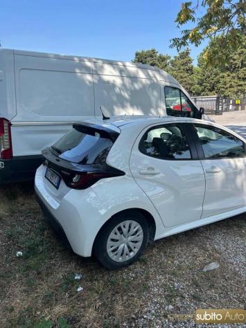 TOYOTA Yaris 1.5 Hybrid 5 porte Trend rif. 24113684 - Foto 5