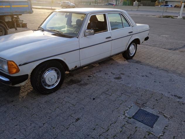Mercedes-benz 200 D - Foto 4