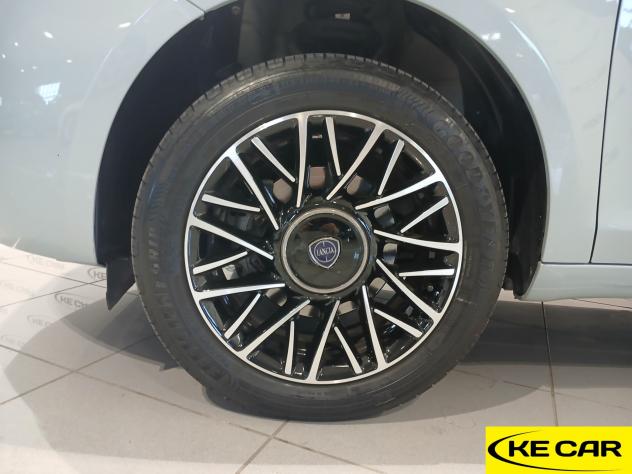 Lancia Ypsilon 1.0 FireFly 70cv Hybrid Platino - Foto 8