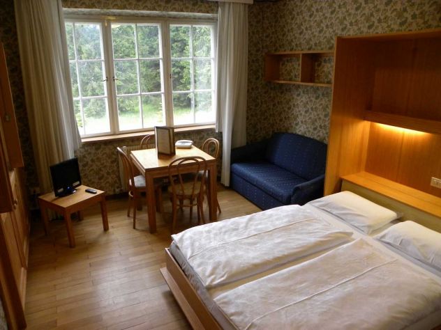 SULLE DOLOMITI IN ESTATE MONOVANO ACCESSORIATO 4 POSTI LETTO - Foto 3