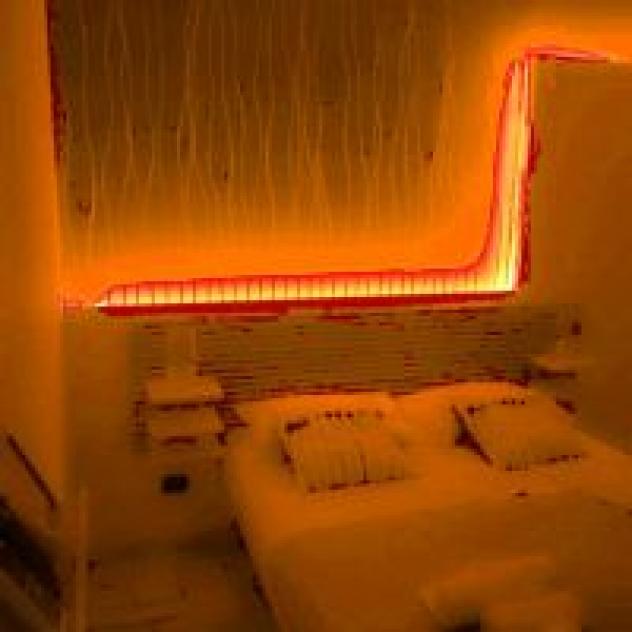 Up&amp;B Rooms