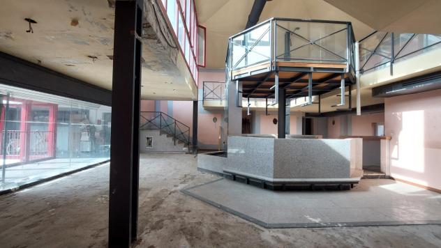 LOCALE COMMERCIALE di 300 mq (PAVIA) rif. CENTRO - Foto 2