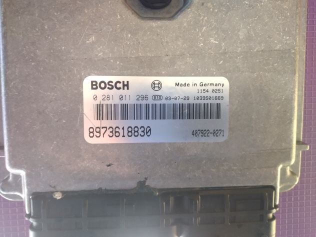CENTRALINA MOTORE 0281011296 8973618830 ECU (unità di controllo motore) Isuzu D - Foto 4