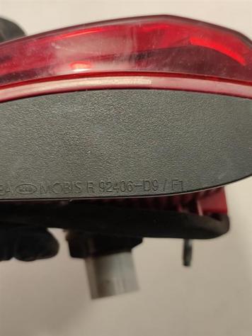STOP POSTERIORE DESTRO INTEGRATO NEL PORTELLO KIA Sportage Serie 92406-F10 92406-D9/F1 G4FD (1621) - Foto 4