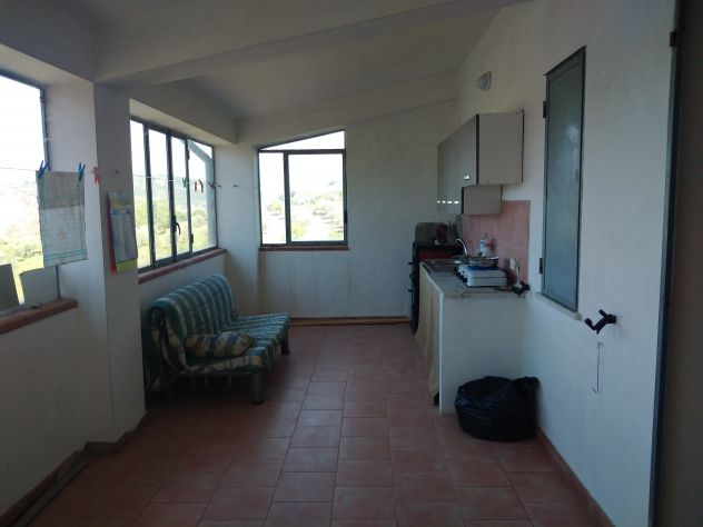 Appezzamento di terreno agricolo, con casa di abitazione, terreno di mq 32.621 - Foto 7