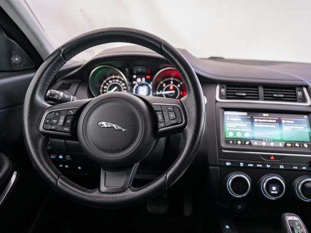 Jaguar E-Pace 2.0D i4 150cv AUTO AWD - Foto 9