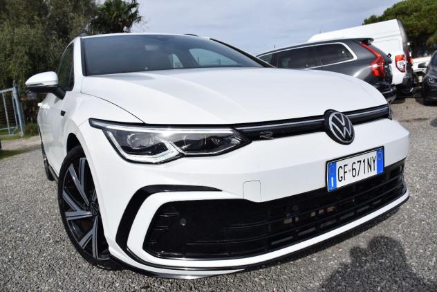 VOLKSWAGEN Golf VIII Variant SW - 2.0TDI 150CV AUTOMATICA DSG R-Line FULL - GANCIO - TETTO - ADAS - NAVI - FULL LED - CRUISE - BT - SENSORI - CAM
