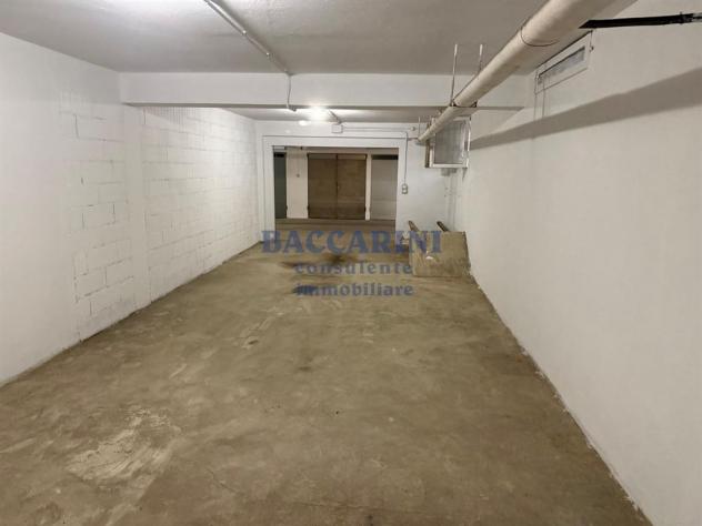 FAENZA - CENTRO STORICO - AMPIA AUTORIMESSA DOPPIA - VIA DOGANA - Foto 3