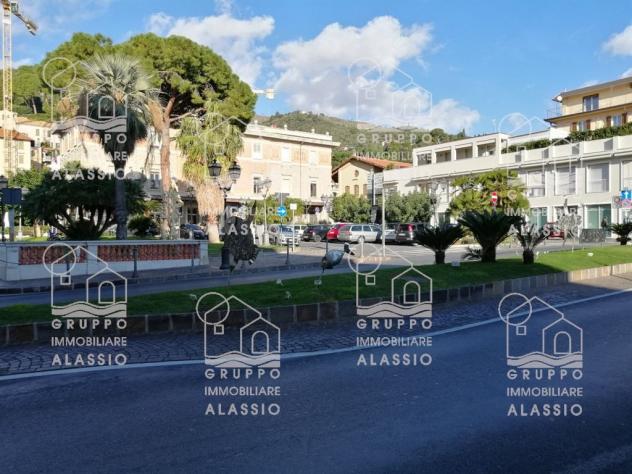 Alassio - Zona altamente trafficata - Bar con licenza tabacchi - Foto 7