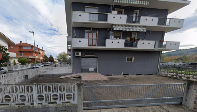 1 Vetrina in vendita a Pineto