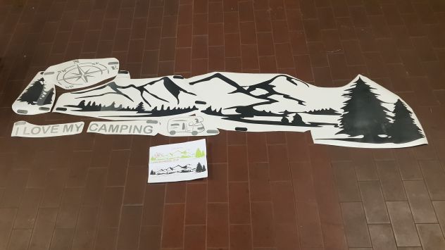 adesivo grande mansarda camper con monti , bussola e i love camping 240 x 47 cm - Foto 4