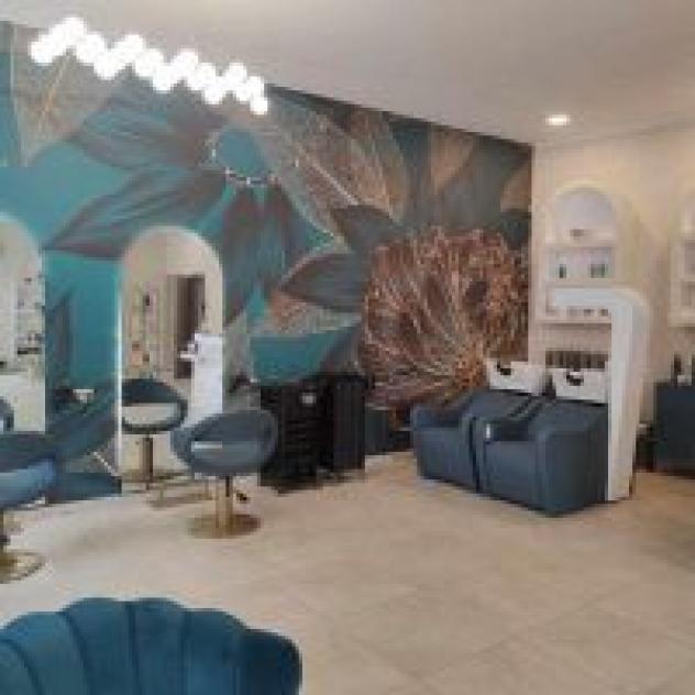 MR Beauty Salon