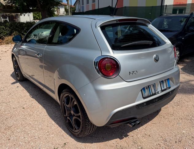 Alfa Romeo MiTo 1.4 T 155 CV Distinctive Sport Pack - Foto 3